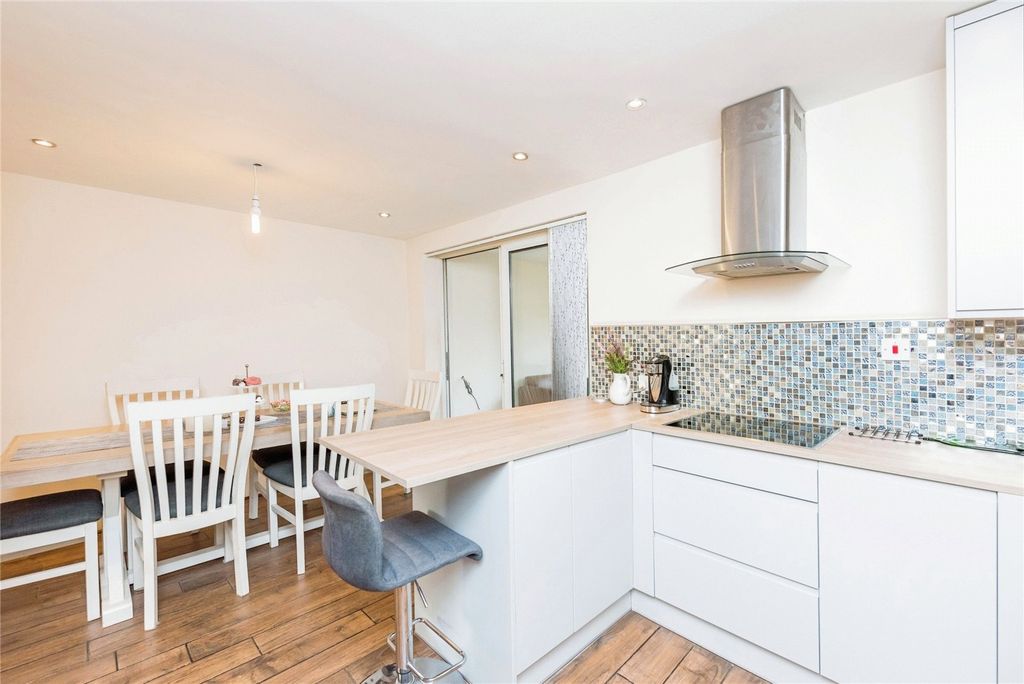 Additional image 7 of 3 bed semi-detached house for saleChadswell Heights, Lichfield, Staffordshire WS13