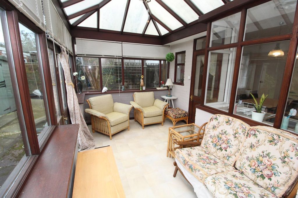 Additional image 7 of 3 bed detached bungalow for saleLittle Glen Road, Glen Parva, Leicester LE2