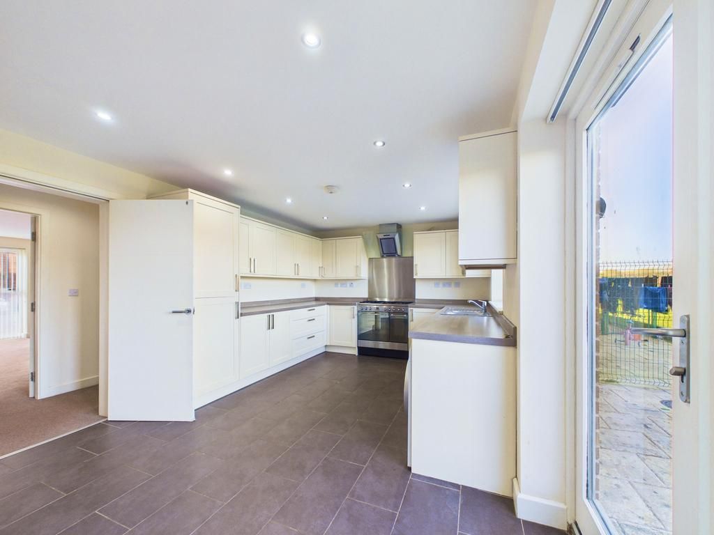 Additional image 3 of 5 bed town house for saleSangha Close, Leicester LE3