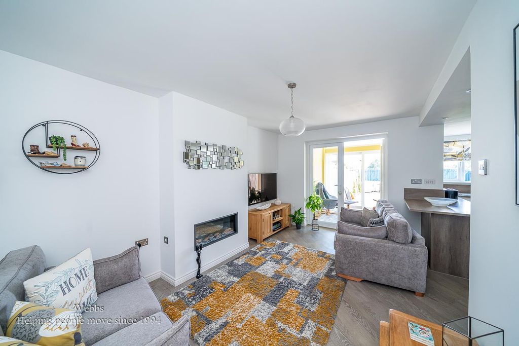 Additional image 5 of 3 bed semi-detached bungalow for saleChurch Road, Shareshill, Wolverhampton WV10