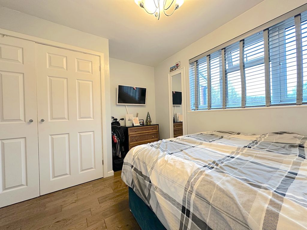 Additional image 5 of 1 bed flat for saleMelrose Drive, Perton, Wolverhampton WV6