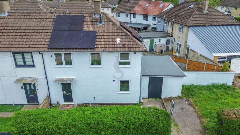 3 bed semi-detached house for saleFrolesworth Road, Leicester LE3