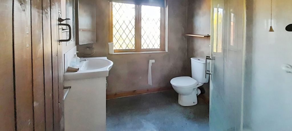 Additional image 10 of 3 bed semi-detached house for saleNarborough Road South, Leicester LE3