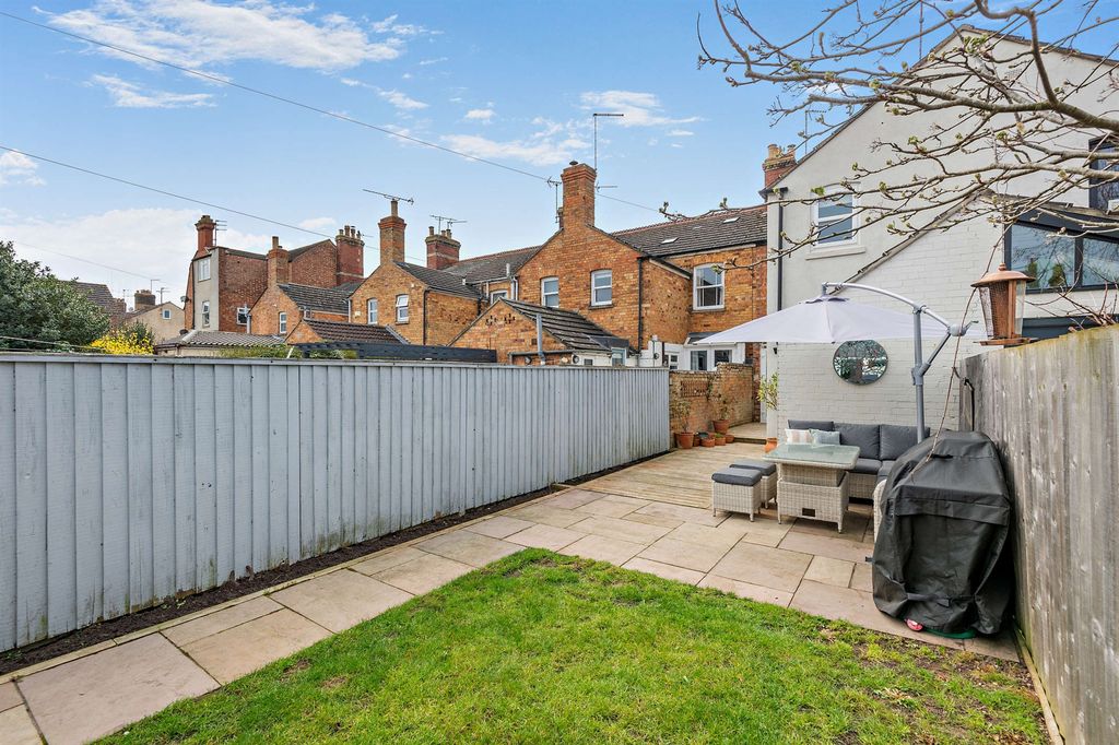 Additional image 10 of 3 bed terraced house for saleKings Road, Stamford PE9