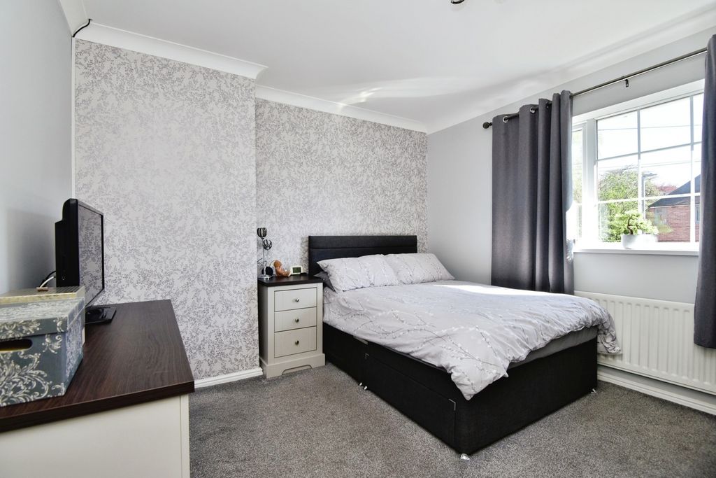 Additional image 9 of 3 bed town house for saleBaggott Place, Newcastle, Staffordshire ST5