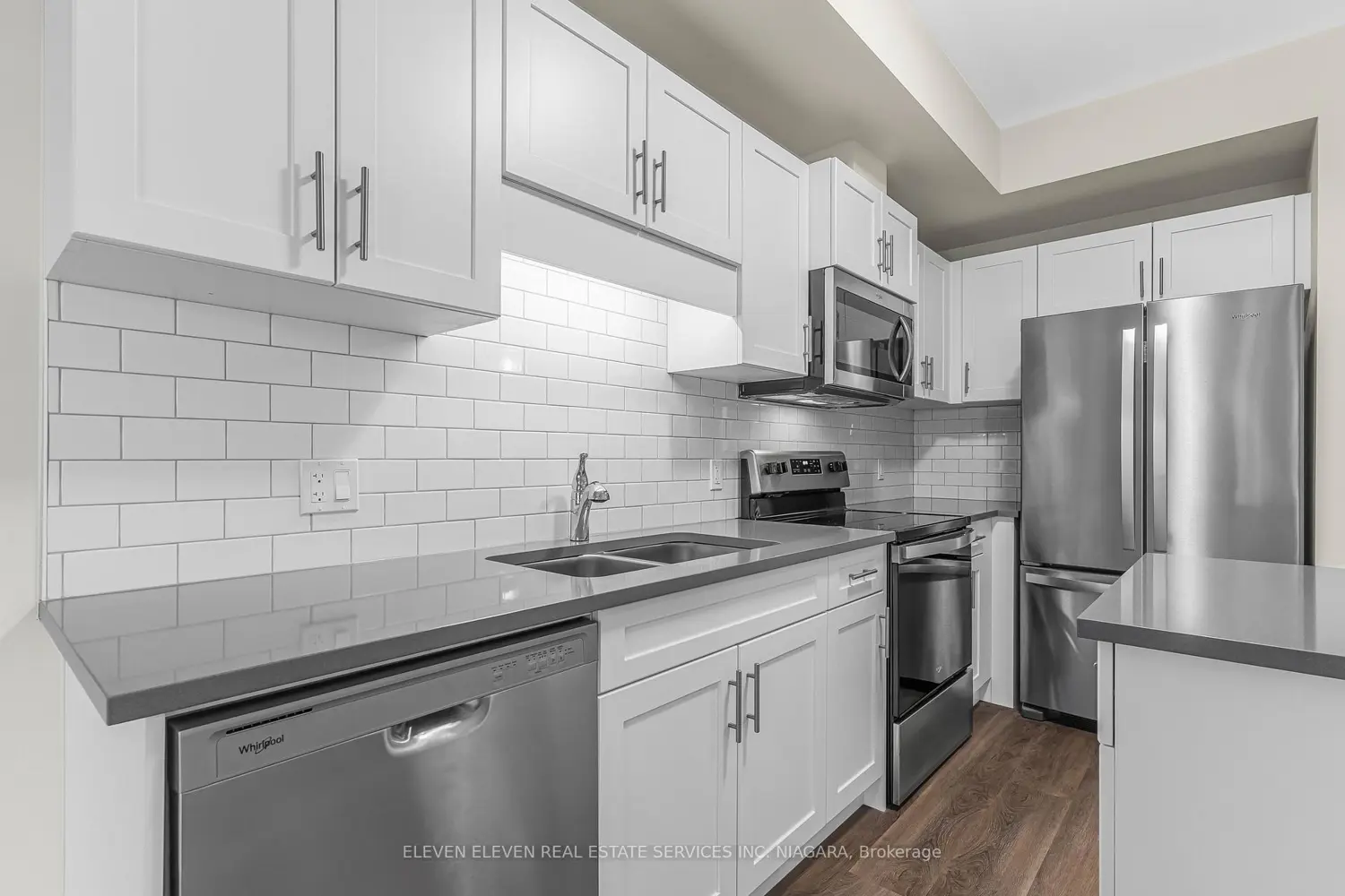 118 Summersides Boulevard 202