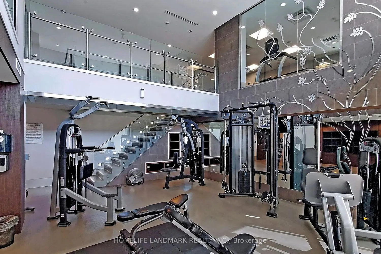 Additional image 16 of 7608 Yonge Street 513