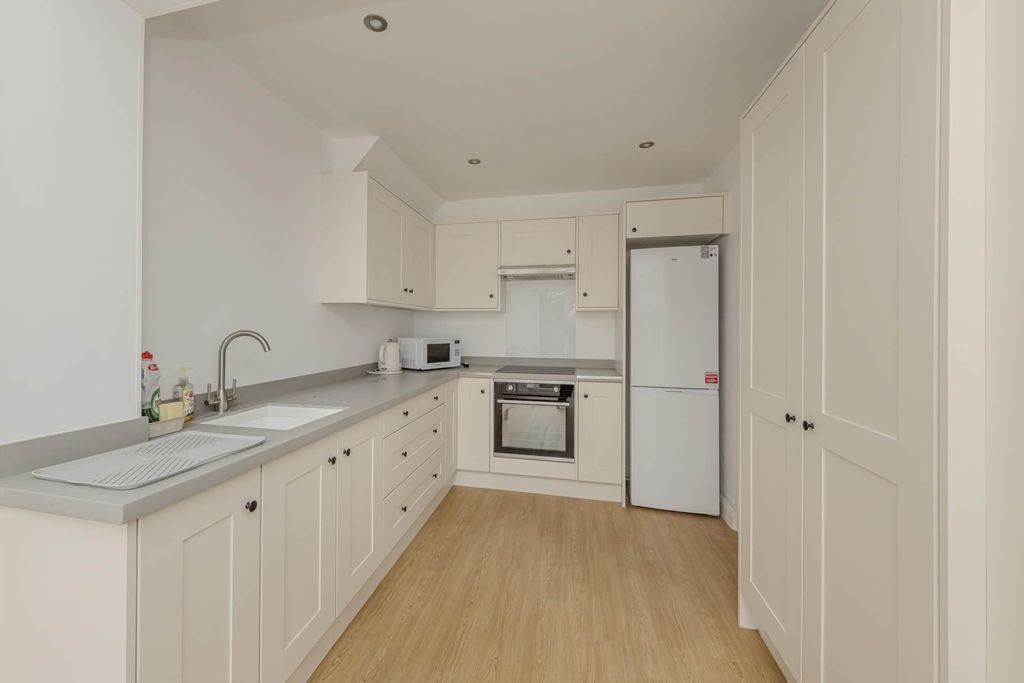Additional image 5 of 3 bed town house for saleBarnfield, Stoke On Trent ST4