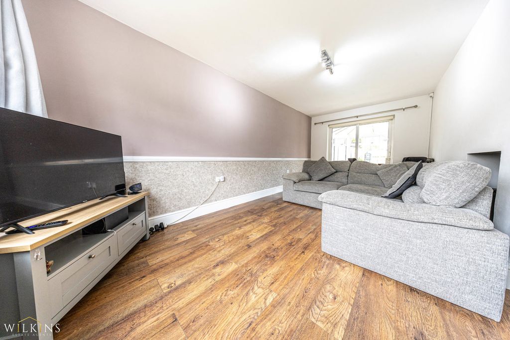Additional image 4 of 2 bed semi-detached house for saleHigh Street, Dosthill, Tamworth, Staffordshire B77