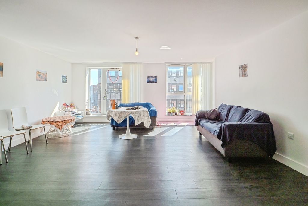 Additional image 4 of 2 bed flat for saleCharles Street, Leicester, Leicestershire LE1
