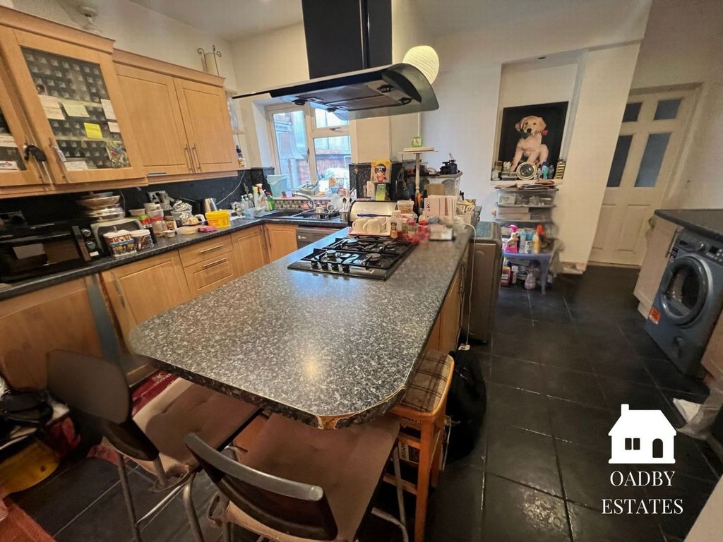 Additional image 2 of 5 bed town house for saleFosse Road North, Leicester LE3