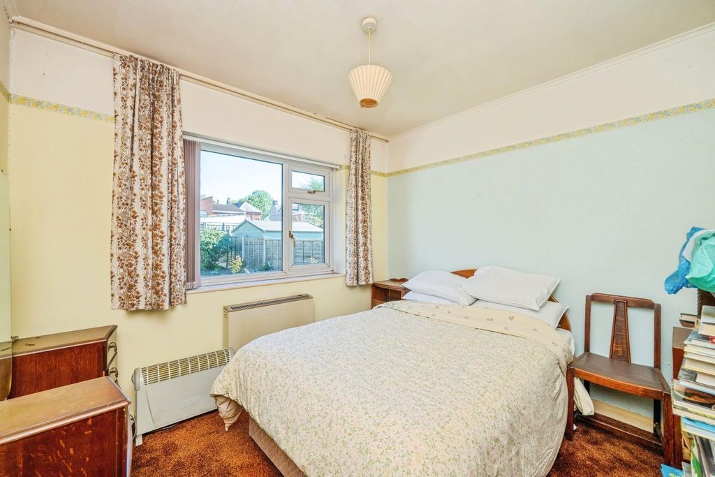 Additional image 10 of 3 bed detached bungalow for saleStephenson Close, Glascote, Tamworth B77