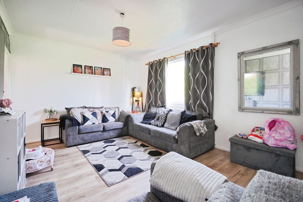 Additional image 2 of 3 bed semi-detached house for saleCumberland Road, Burton-On-Trent, Staffordshire DE15