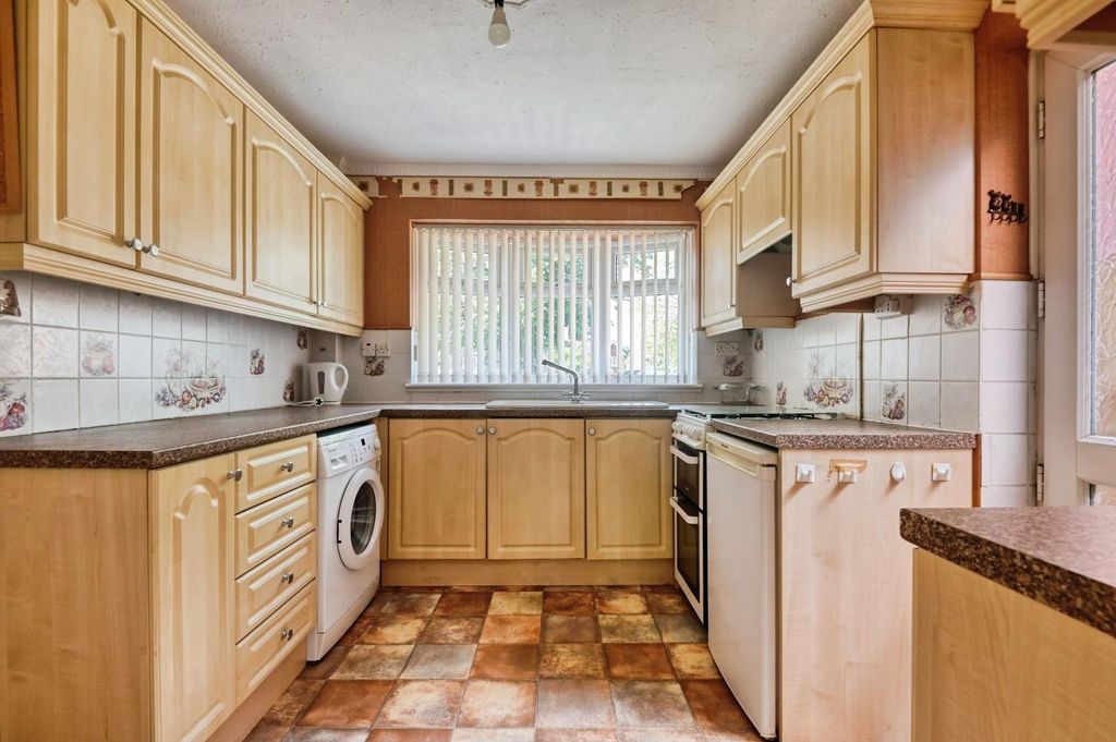Additional image 3 of 4 bed detached house for saleComberford Road, Tamworth B79