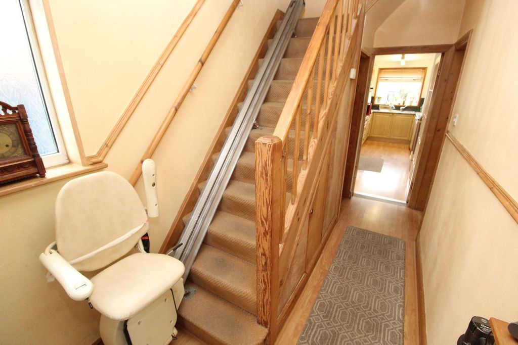 Additional image 8 of 3 bed semi-detached house for saleRichmond Drive, Glen Parva, Leicester LE2