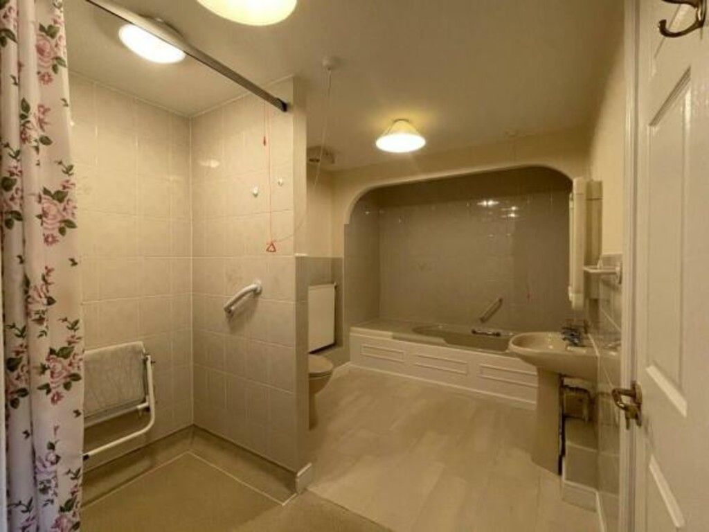 Additional image 10 of 2 bed flat for saleFour Oaks Road, Four Oaks, Sutton Coldfield B74