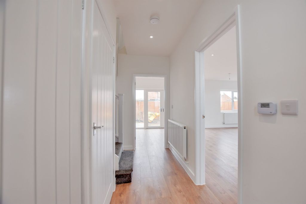 Additional image 3 of 4 bed end terrace house for saleGipsy Lane, Leicester LE4
