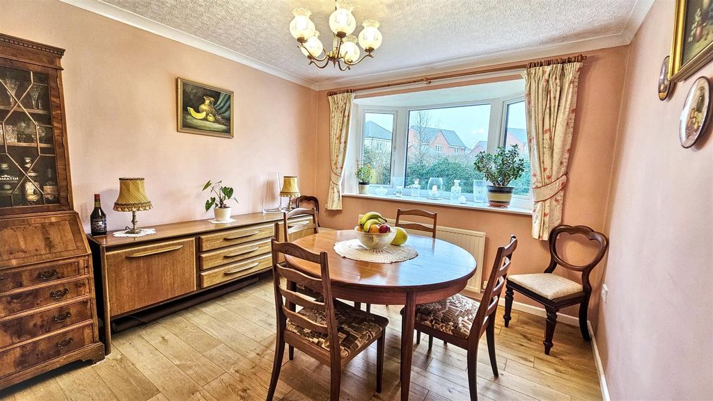 Additional image 7 of 4 bed detached house for salePulford Drive, Thurnby LE7