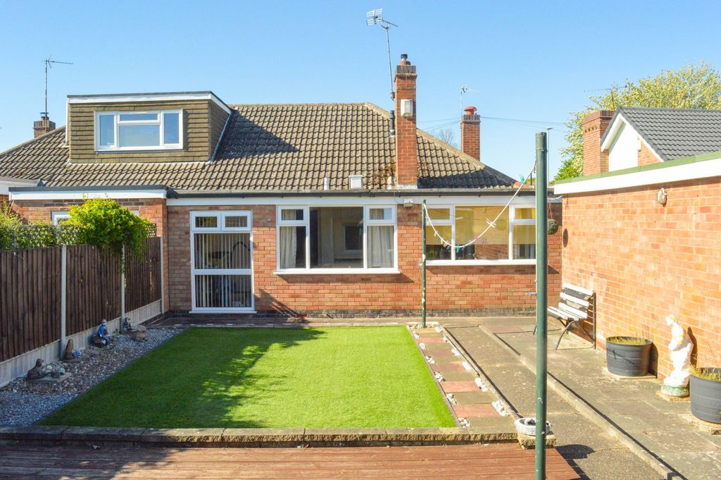 Additional image 4 of 2 bed semi-detached bungalow for saleDorset Avenue, South Wigston, Leicester LE18