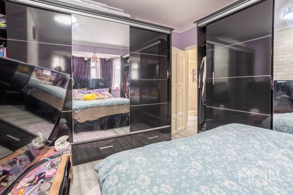 Additional image 13 of 3 bed semi-detached house for salePetworth Drive, Leicester, Leicestershire LE3