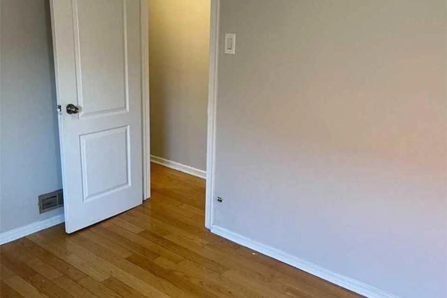 Additional image 20 of 681 Jane Street