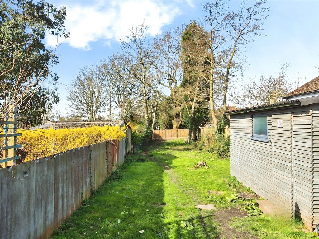 Additional image 4 of 3 bed semi-detached house for saleCentral Road, Hugglescote, Coalville, Leicestershire LE67