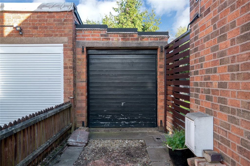 Additional image 17 of 3 bed semi-detached house for saleHighgate Drive, West Knighton, Leicester LE2