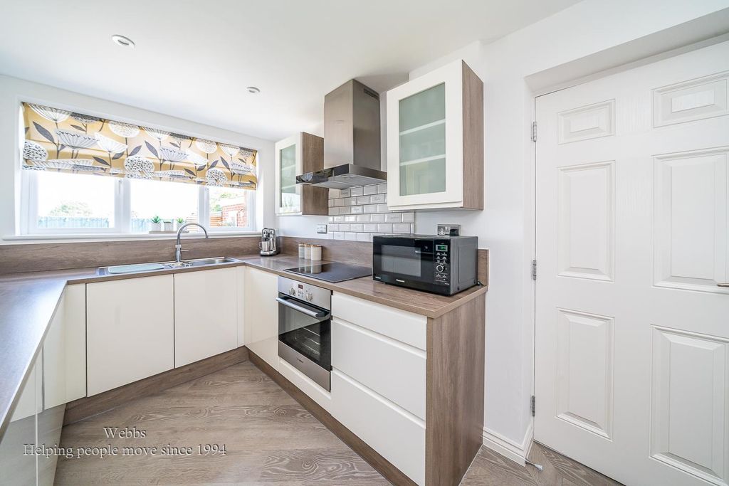 Additional image 11 of 3 bed semi-detached bungalow for saleChurch Road, Shareshill, Wolverhampton WV10
