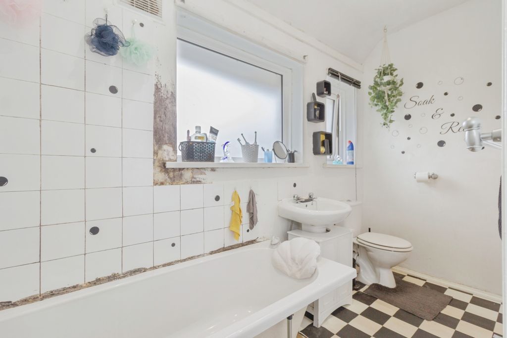 Additional image 16 of 3 bed town house for saleGooding Avenue, Leicester LE3