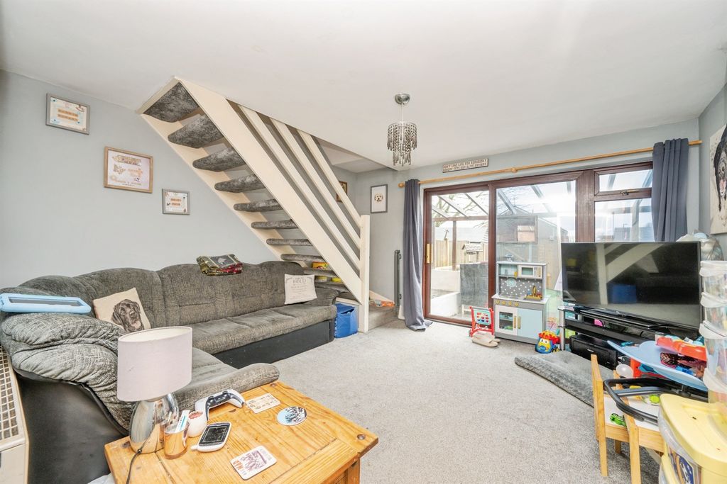 Additional image 6 of 2 bed terraced house for saleMarlborough Way, Uttoxeter ST14