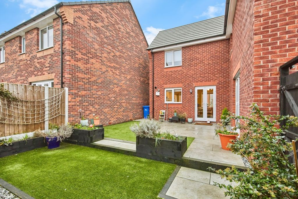 Additional image 10 of 3 bed detached house for saleBarley Road, Burton-On-Trent, Staffordshire DE13