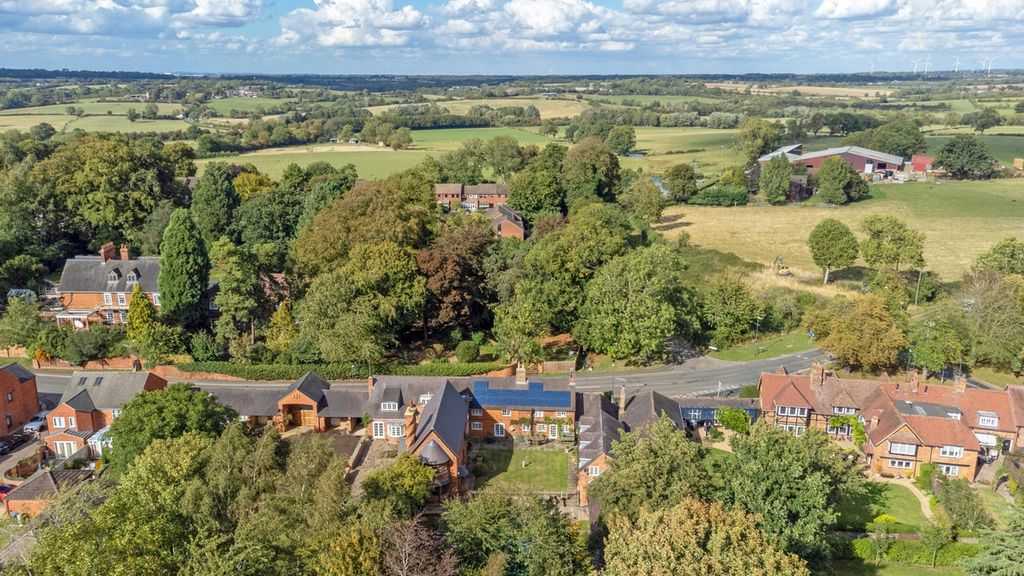 Additional image 31 of 7 bed country house for saleClifton Upon Dunsmore, Rugby, Warwickshire CV23