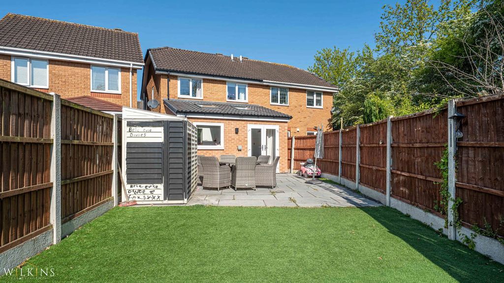Additional image 20 of 3 bed semi-detached house for saleGlendale Court, Wilnecote, Tamworth, Staffordshire B77