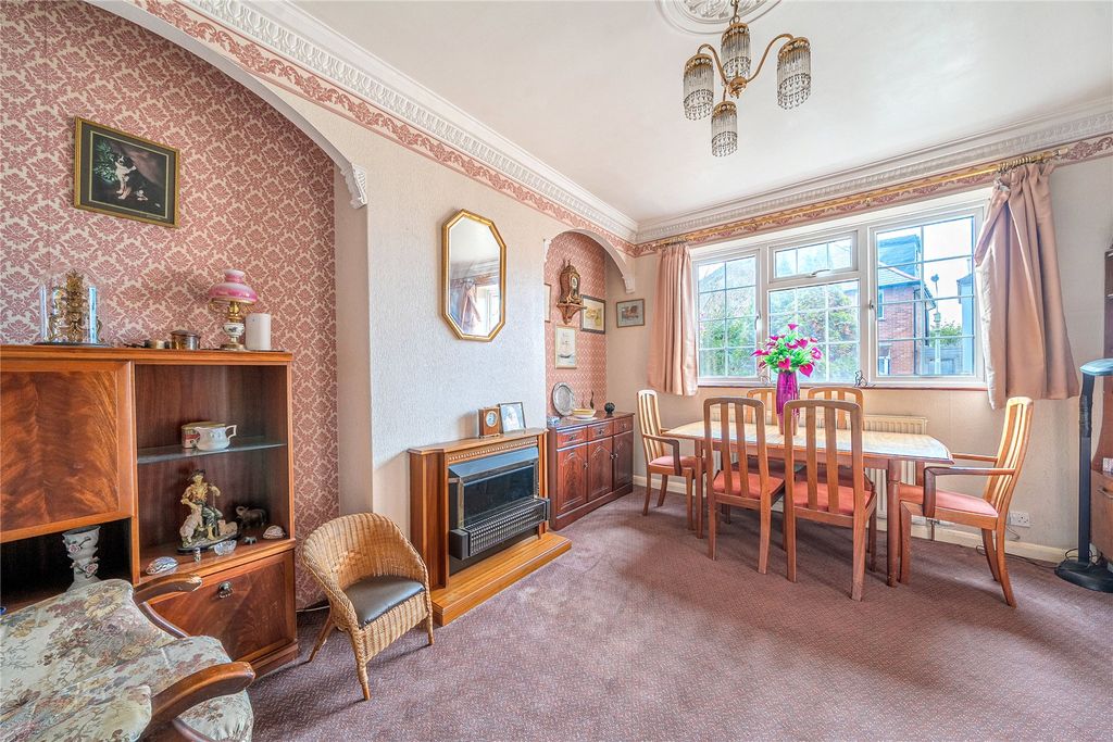 3 bed semi-detached house for saleSt. Leonards, Exeter EX2 photo 3