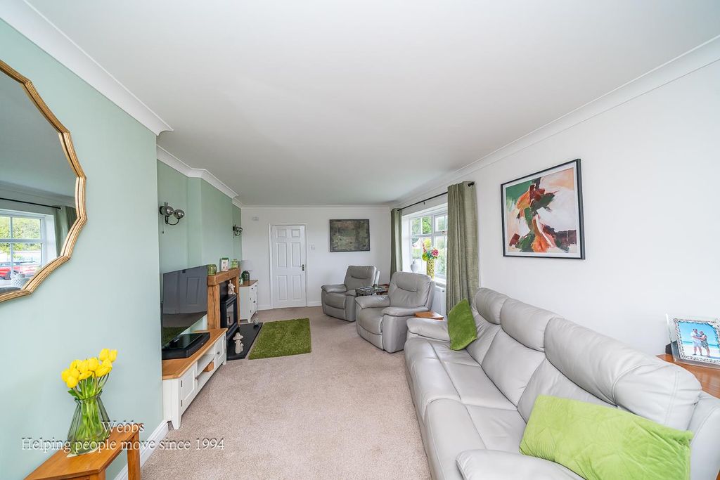 Additional image 7 of 3 bed detached bungalow for saleLichfield Drive, Great Haywood, Stafford ST18