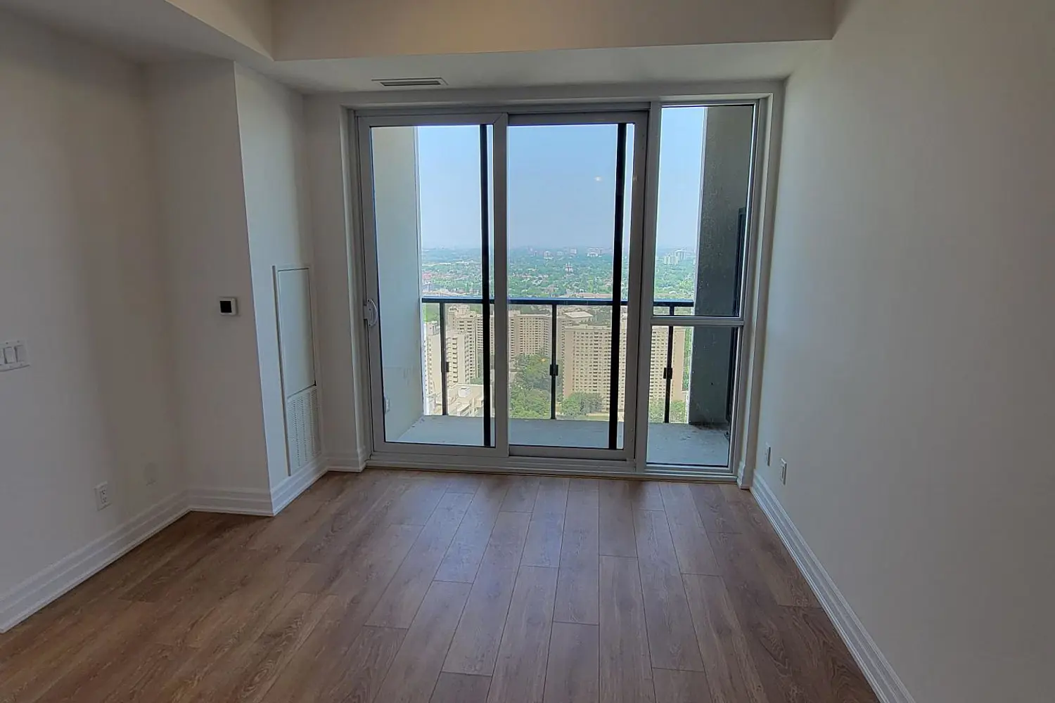 30 Elm Drive 3502 photo 2