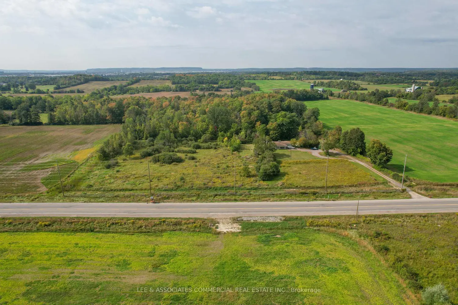 8584 Trafalgar Road photo 4