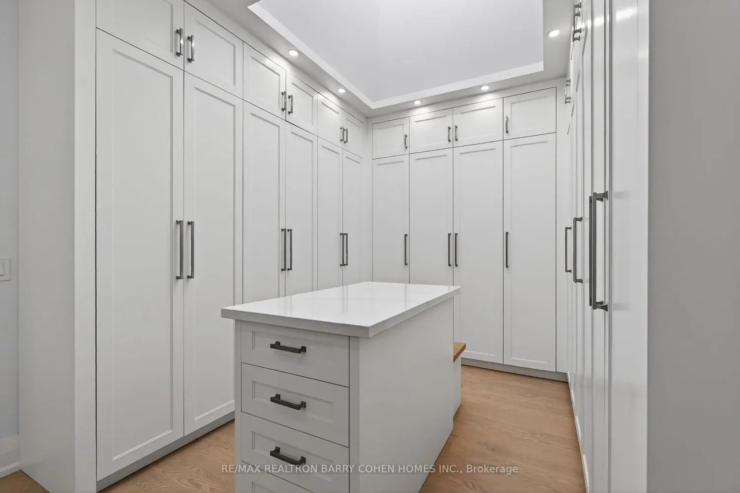 Additional image 10 of 118 Laurentide Drive