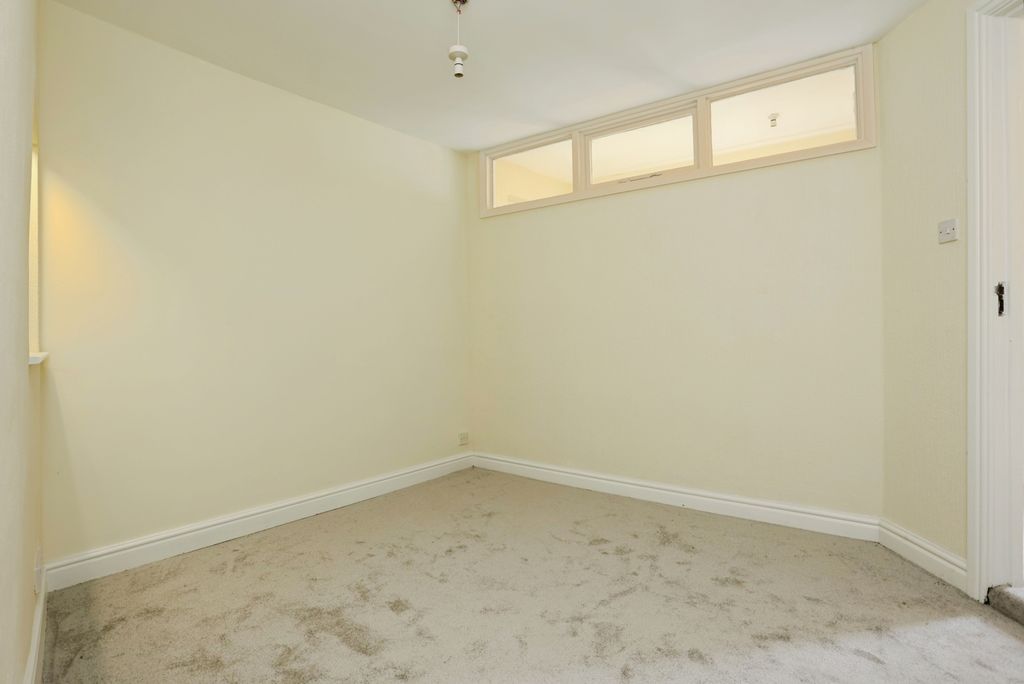 Additional image 7 of 5 bed detached house for saleChurch Side, Shepshed, Loughborough, Leicestershire LE12