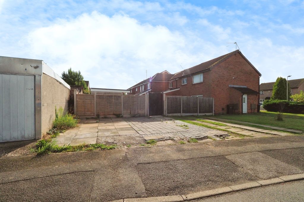 Additional image 16 of 4 bed semi-detached house for saleMarsh Close, Leicester LE4