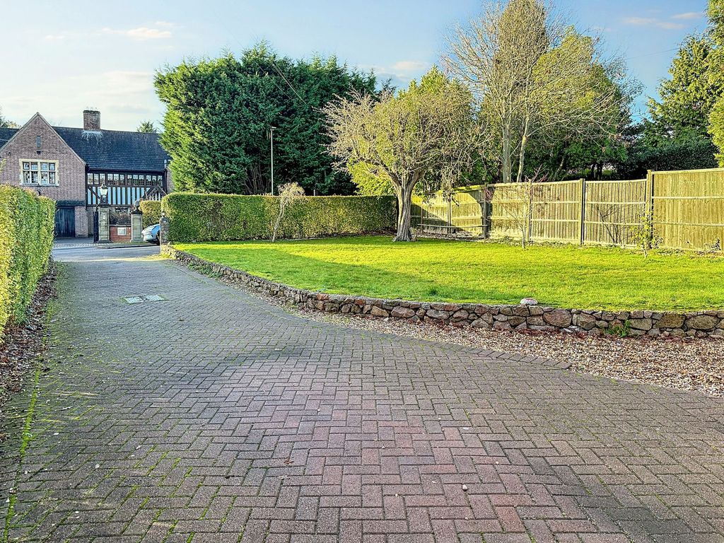 Additional image 24 of 4 bed detached bungalow for saleElms Road, Leicester LE2