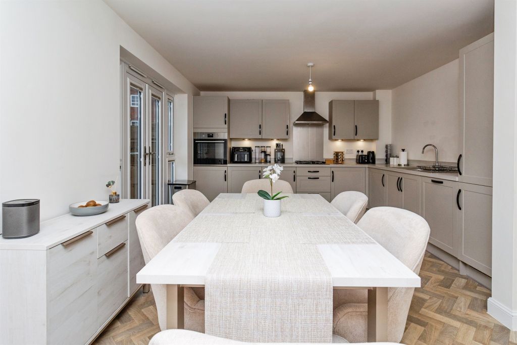 Additional image 7 of 4 bed detached house for saleHenbane View, Stafford ST16