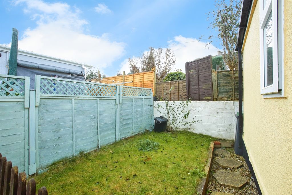 Additional image 3 of 2 bed mobile/park home for saleHolders Road, Amesbury, Salisbury SP4