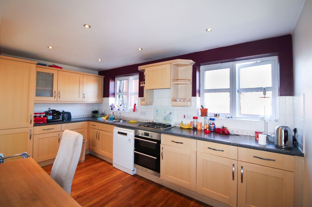 Additional image 4 of 4 bed detached house for saleGuestwick Green, Hamilton LE5