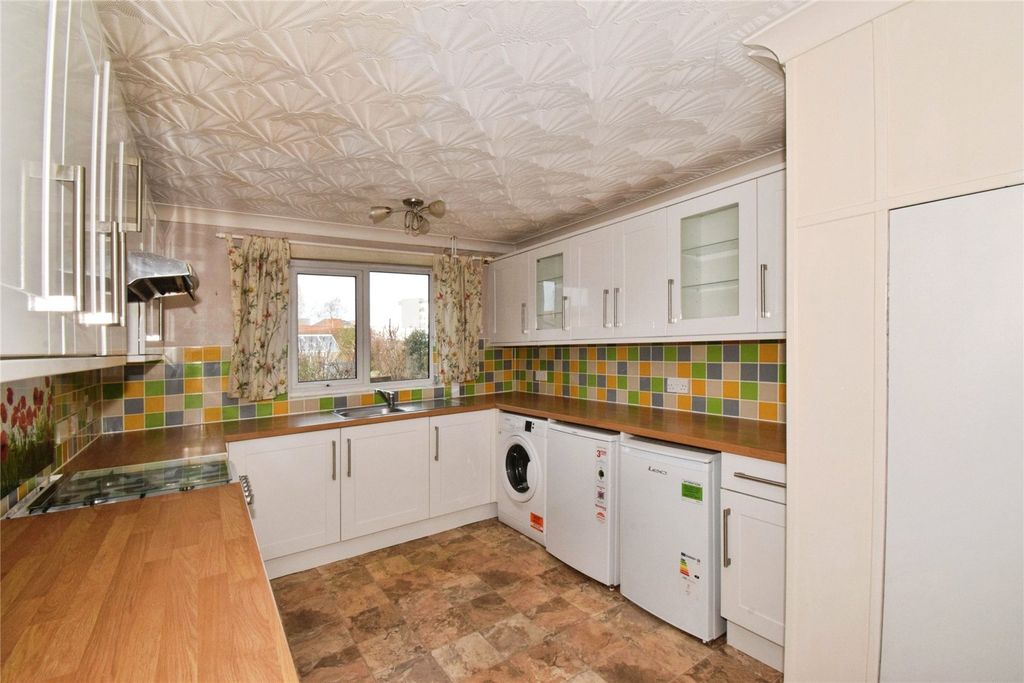 Additional image 2 of 3 bed semi-detached house for saleHazelwood Road, Wigston, Leicestershire LE18