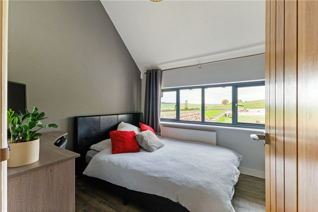 Additional image 16 of 4 bed detached house for saleRussley Park, Baydon, Marlborough, Wiltshire SN8