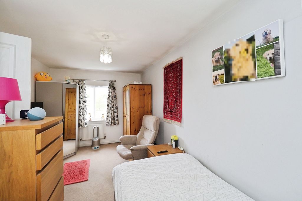 Additional image 10 of 4 bed detached house for saleDarwin Crescent, Loughborough LE11