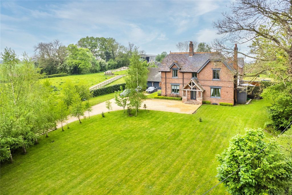 4 bed detached house for saleNewcastle Road, Balterley CW2
