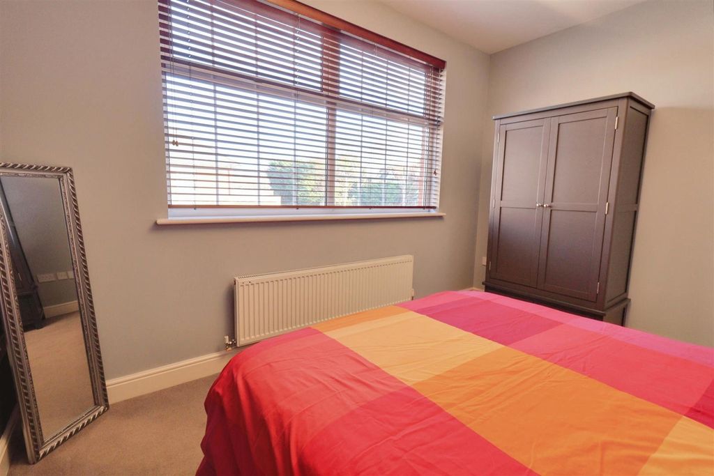 Additional image 30 of 3 bed flat for saleBrackenwood Mews, Weston, Crewe CW2