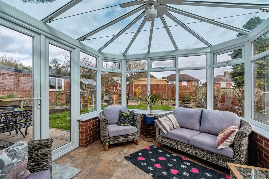 Additional image 17 of 3 bed detached bungalow for saleMount Avenue, Hednesford, Cannock WS12